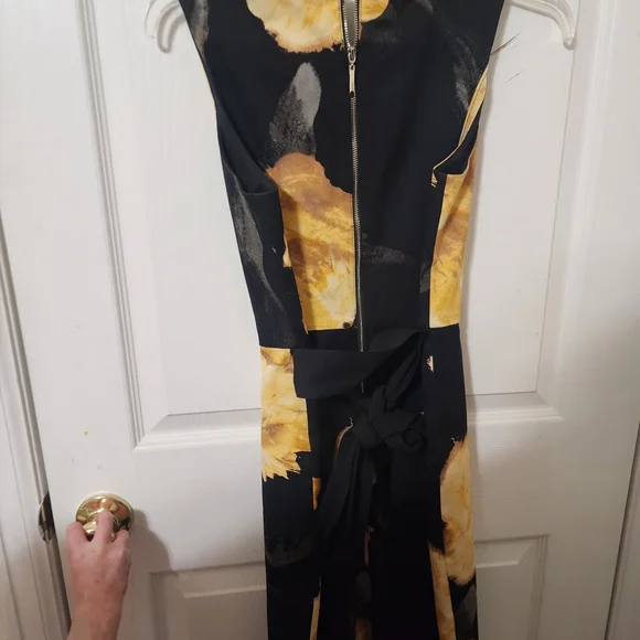 White House Black Market Floral Midi Dress - Black and Yellow Size 0 - Picture 3 of 5